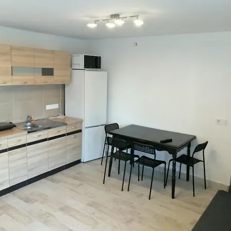Apartment Harom Apartmanhaz