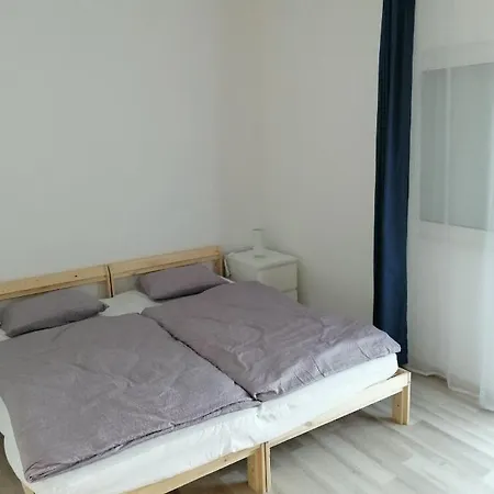 Harom Apartmanhaz *